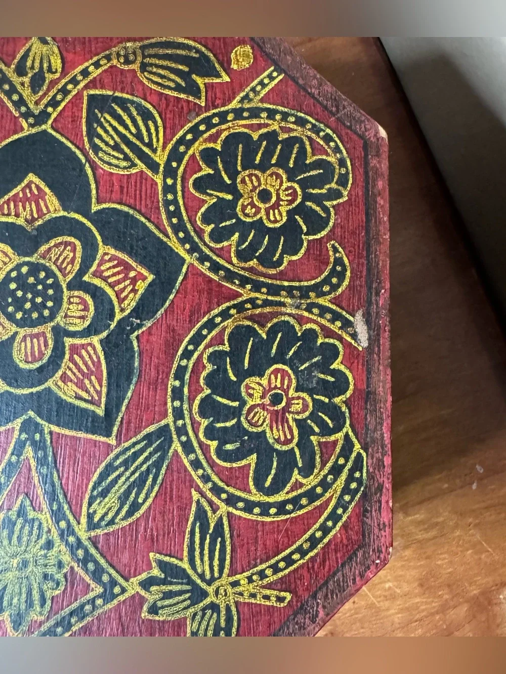 Pier 1 Octagon Wooden Keepsake-Trinket Box Red Black Gold Floral - India Ornate